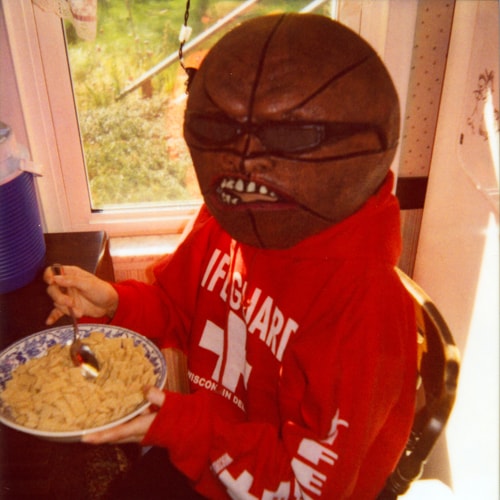 Tobacco featuring Nortabel – Streaker