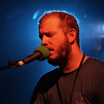 Bon Iver - Who Is It (Björk Cover, Live in Milwaukee) 