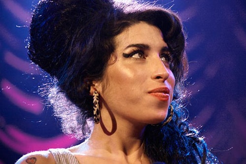 Amy Winehouse death not caused by illegal drugs