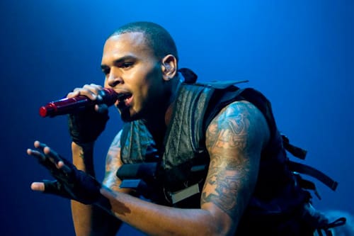 Chris Brown announces F.A.M.E. tour dates
