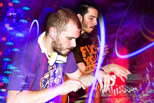 Mustard Pimp – Figaro Fist Pump