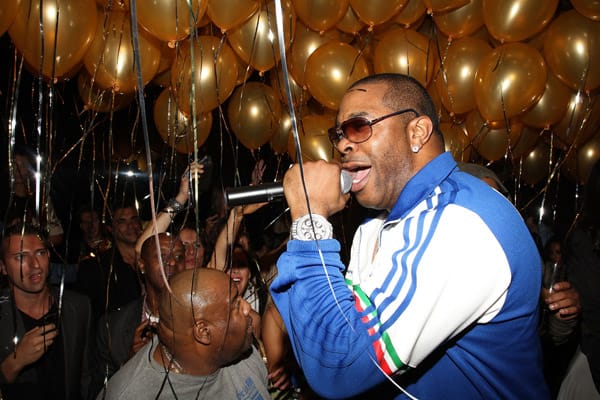 Busta Rhymes – N*ggas In Paris (Remix)