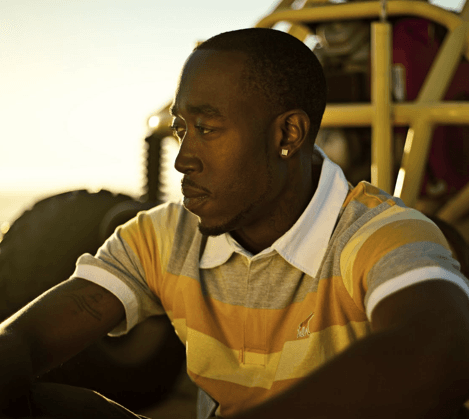 Freddie Gibbs featuring Freeway & Adrian - Anything To Survive