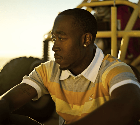 Freddie Gibbs featuring Freeway & Adrian - Anything To Survive