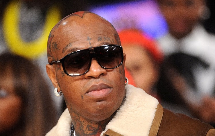 Birdman denies buying Lil Wayne albums