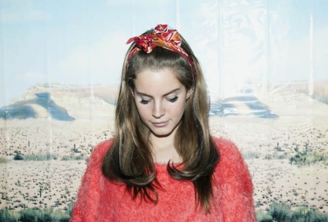 Lana Del Rey postpones U.S. live debut