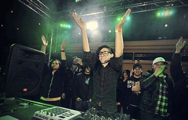 Skrillex featuring The Doors – Breakin’ a Sweat