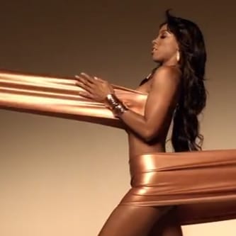 Kelly Rowland featuring Big Sean - Lay It On Me 