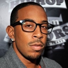 Ludacris featuring Wiz Khalifa – What U Smokin’ On + Bonus Track