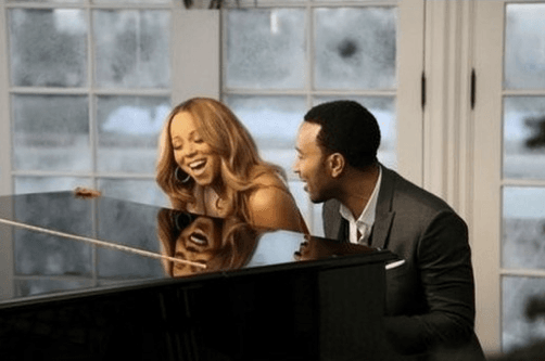 Mariah Carey featuring John Legend – When Christmas Comes (Remix)