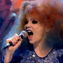 Björk - Crystalline (Live on Jools Holland)