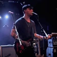 Close To! Hanni El Khatib