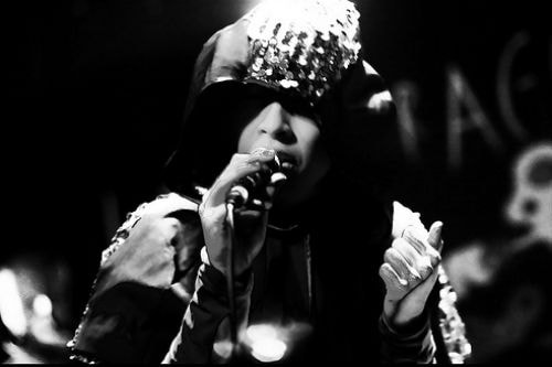 Little Dragon - Little Man (Tycho Remix)