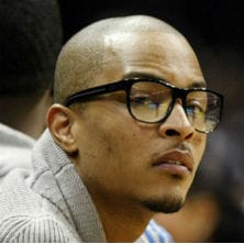 Drake featuring T.I. - Headlines (Remix)