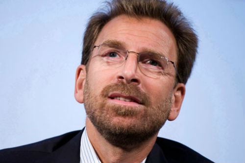 Edgar Bronfman steps down as Warner Music chair