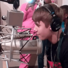 Justin Bieber - Who Shot Ya? (Freestyle)