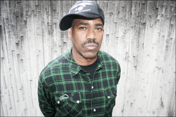 Kurtis Blow performs "Christmas Rappin" on Fox 