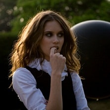 Sunday Girl - Where Is My Mind? (Pixies Cover)