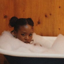 Azealia Banks disses Kreayshawn and Nicki Minaj