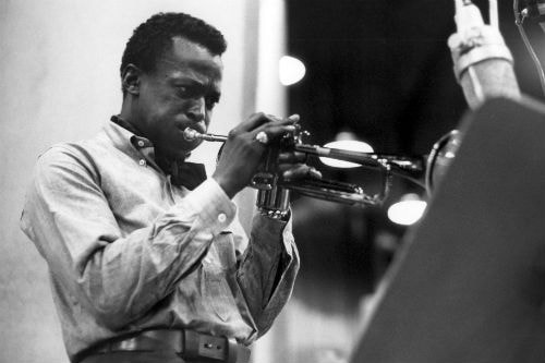 Don Cheadle to turn Miles Davis film into "gangster" film
