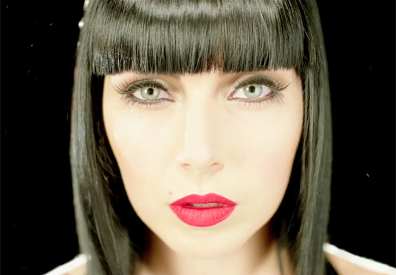 Sleigh Bells - Comeback Kid