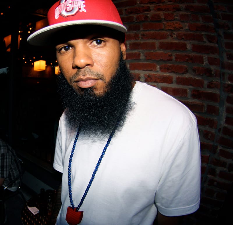Stalley featuring DJ Khaled - City of 30,000 Wolves