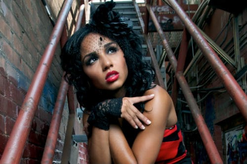 Bella Bizelle - Cover Girl