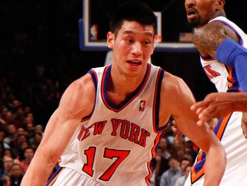 Jimmy Fallon channels Eddie Vedder, sings "Jeremy (Lin)"