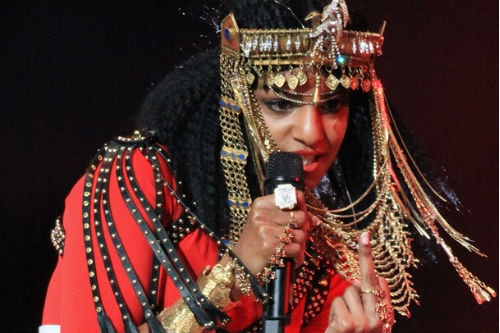 M.I.A. to pay fine for Super Bowl finger?