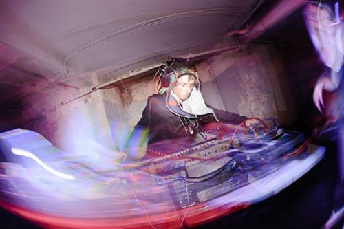 Totally Enormous Extinct Dinosaurs - Tapes & Money