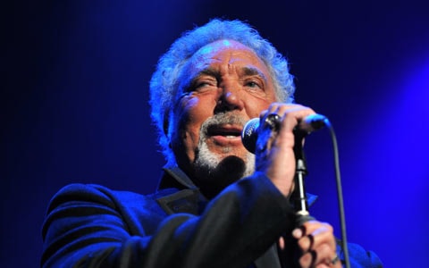 Tom Jones featuring Jack White - Evil (Howlin Wolf Cover)