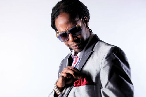 2 Chainz – Snitches Ain’t (Remix)