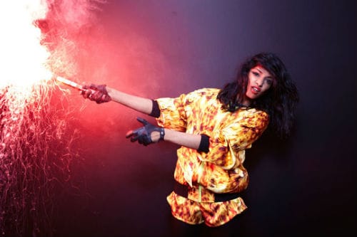 M.I.A. debates with CNN anchor Anderson Cooper on Twitter