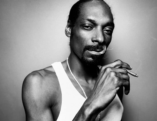Snoop Dogg – Rollin In My Malibu