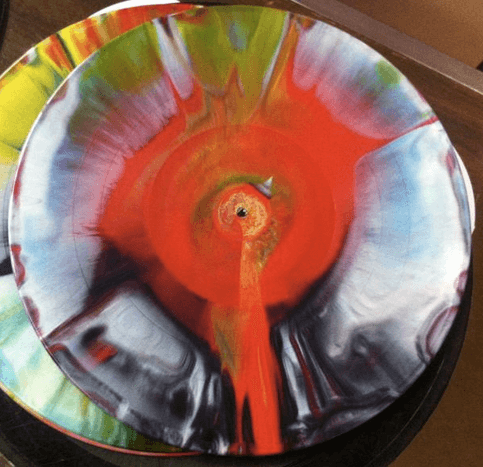 The Flaming Lips featuring New Fumes – Girl, You’re So Weird (NSFW)