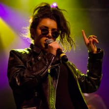 Charli XCX - Dancing In The Dark (Yours Truly session)