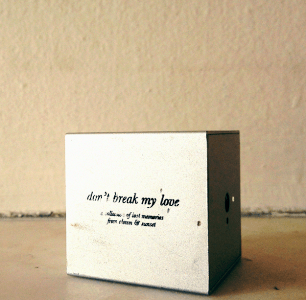 Just Friends (Nicolas Jaar & Sasha Spielberg) – Avalanche (Leonard Cohen Cover)