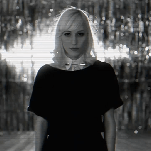 FAUX NO - Velma Kelly