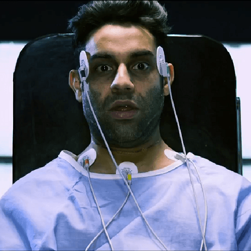 Foreign Beggars featuring Donae'o - Flying to Mars