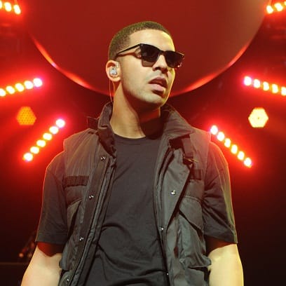 Drake: "I'm The First Person to Successfully Rap and Sing"