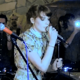 Florence + the Machine & Dev Hynes Cover Green Day's "Hitchin' A Ride" 