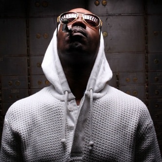 Juicy J - She Solve All Problems