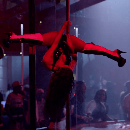 2 Chainz featuring Nicki Minaj - I Luv Dem Strippers