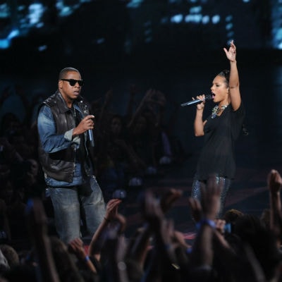 Jay-Z & Alicia Keys’ "Empire State of Mind" Goes 5x Platinum