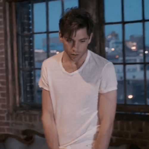 Mika featuring Pharrell Williams - Celebrate