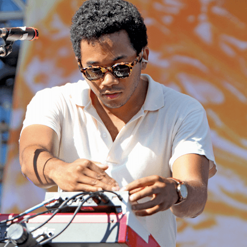 Toro Y Moi Debuts "Rose Quartz" at Lollapalooza 2012
