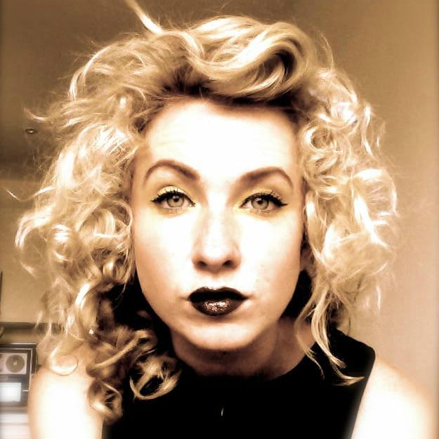 True Tiger featuring Maiday - Big Love