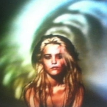 Sky Ferreira - Everything Is Embarrassing