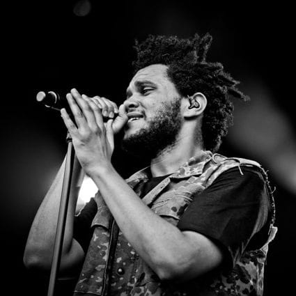 The Weeknd Performs New Song in Chicago