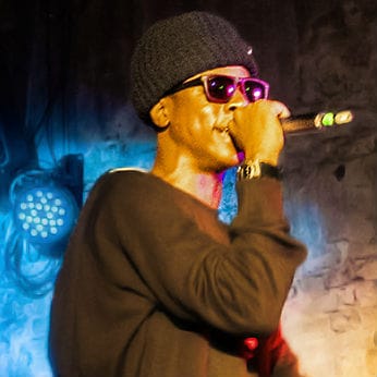 Joey Bada$$ performs "Hardknock" at Villain